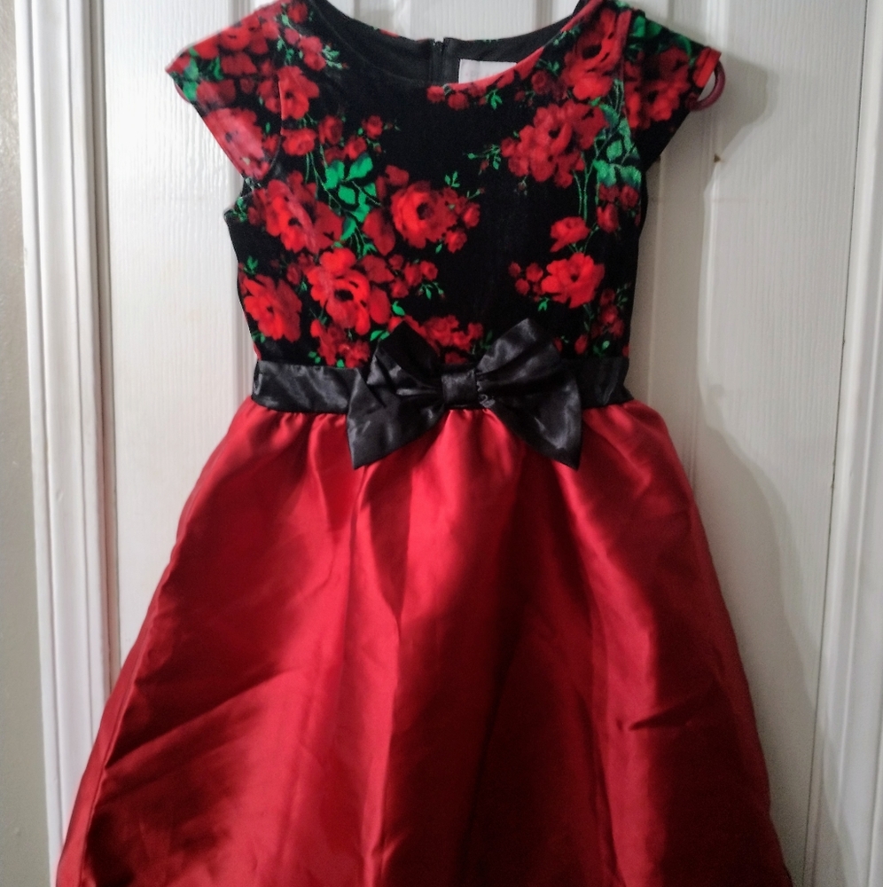 The Children's Place girls dress